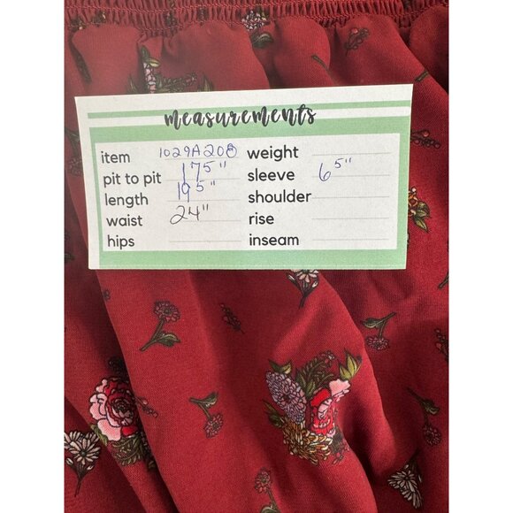 Sweet Wanderer L Floral Red Smocked Off-Shoulder or Not - Picture 11 of 11